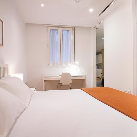 Apartamentos San Lorenzo 26 مدريد المظهر الخارجي الصورة