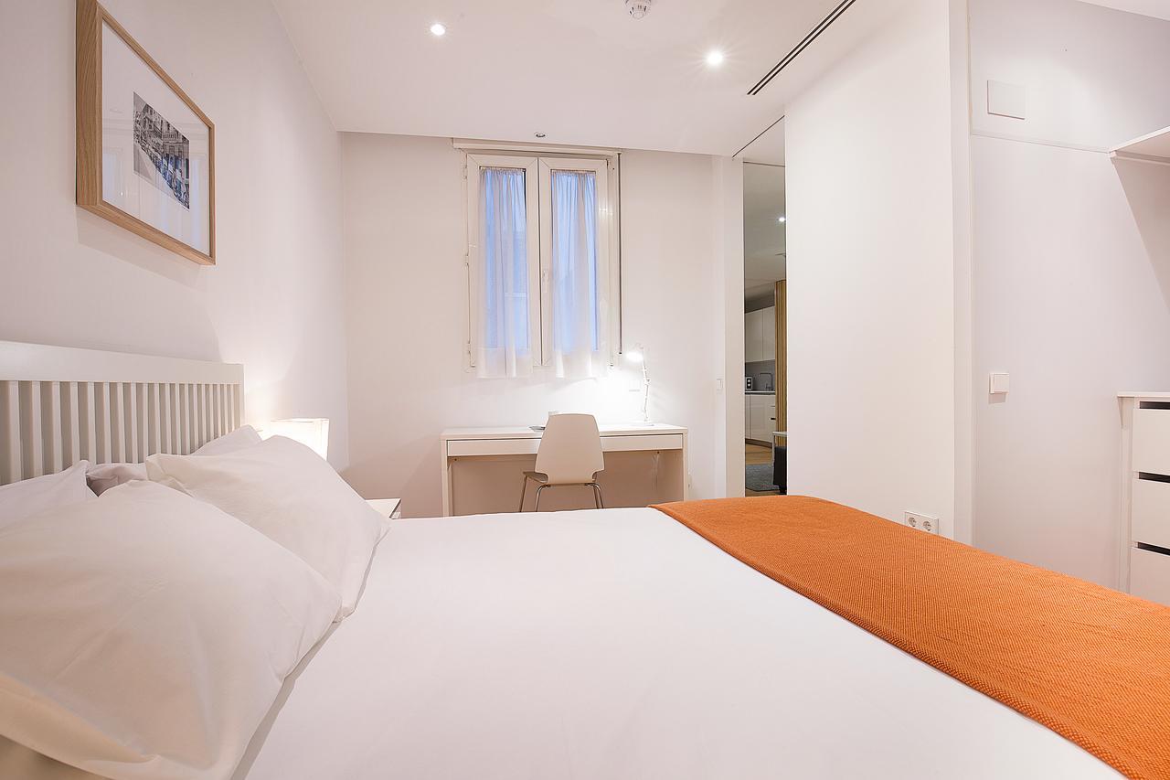 Apartamentos San Lorenzo 26 مدريد المظهر الخارجي الصورة