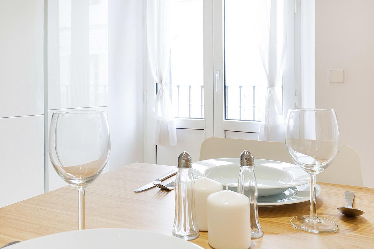 Apartamentos San Lorenzo 26 مدريد المظهر الخارجي الصورة