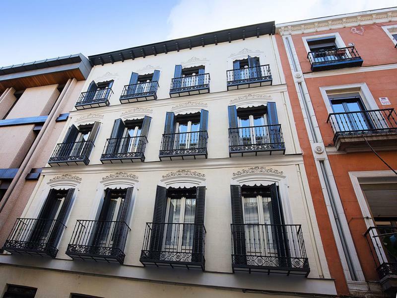 Apartamentos San Lorenzo 26 مدريد المظهر الخارجي الصورة